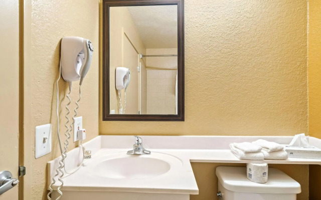 Extended Stay America Suites Washington DC Falls Church
