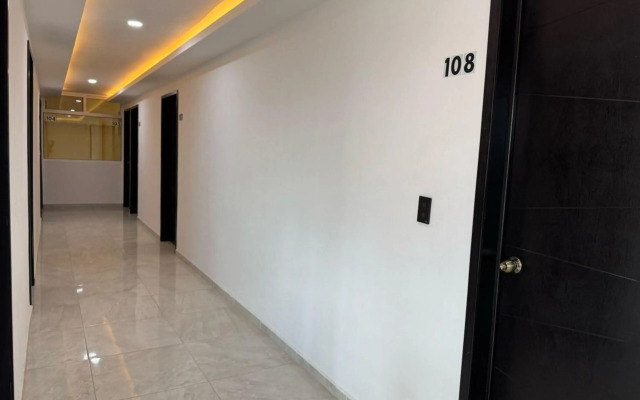 OYO Hotel Familiar Tollan