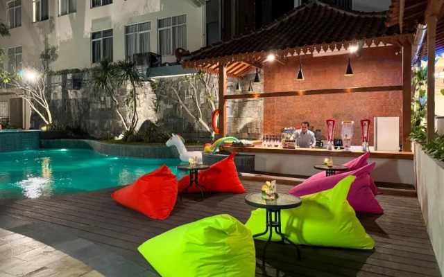 Aveon Hotel Yogyakarta by Daphna Management