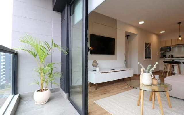 w Beautiful 2BR in the Heart of Miraflores