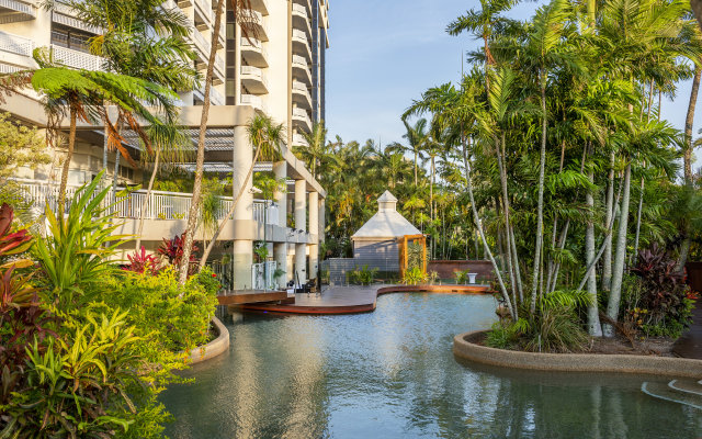 Rydges Esplanade Resort Cairns