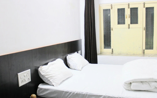 Maruti Group of Hotels - Tulsi Hotel