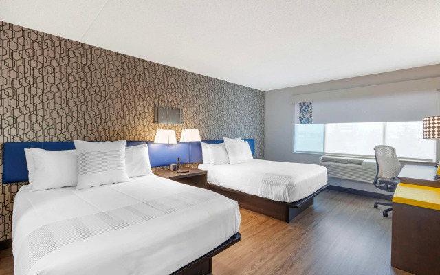 Glō Best Western Mississauga Corporate Centre