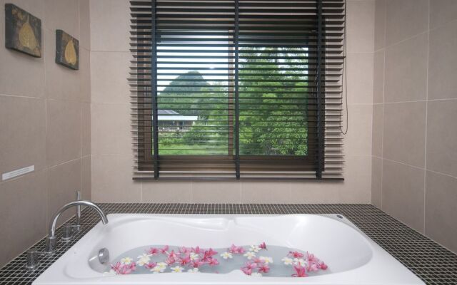 Baan Santhiya Villa 3