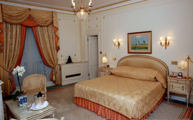 The Ritz London