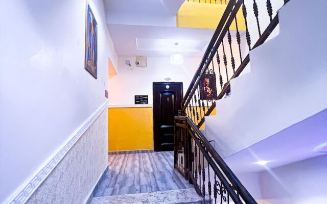 Ciara Jo Hotel and Suites