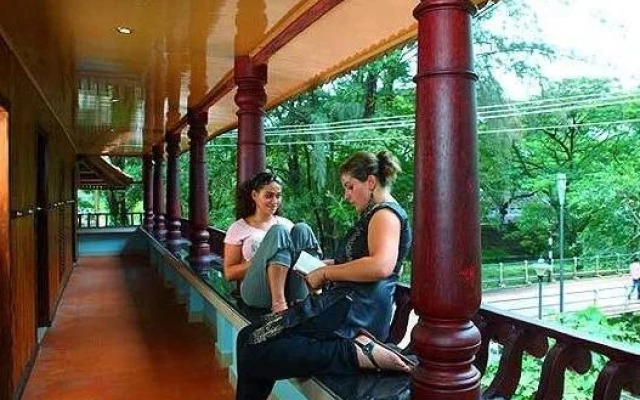 South Canal Holidays