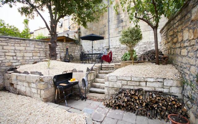 Wonderful Apartment in Bath wGarden - Sleeps 8