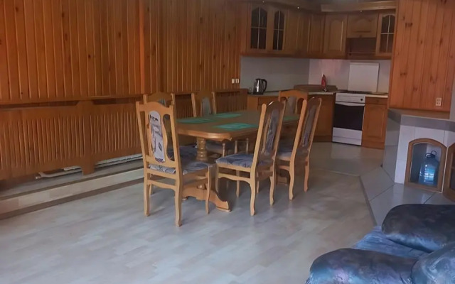 Коттедж в поселке Ерзовка