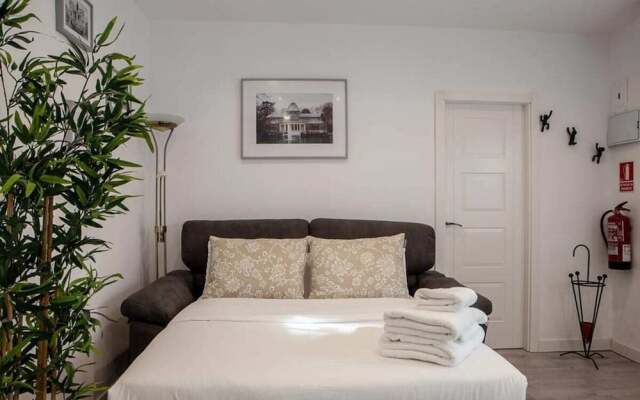 Lovely & Chic one bed Apartment Next to El Prado