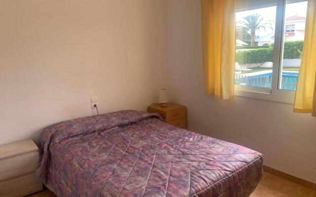 AME57 Preciosa Villa Con Piscina 10 pax