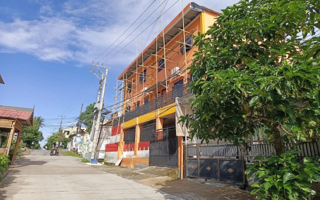 OYO 93664 Homestay Purirano