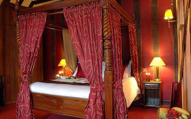 The Bull Hotel Long Melford by Greene King Inns