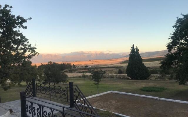 SCALI Wine LODGE