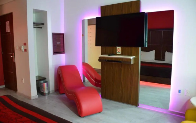 Plutarco Suites