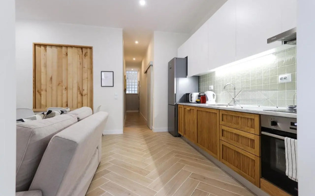 Vita Portucale ! Lisbon Design Apartment with Terrace