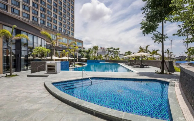 Roygent Parks Hai Phong