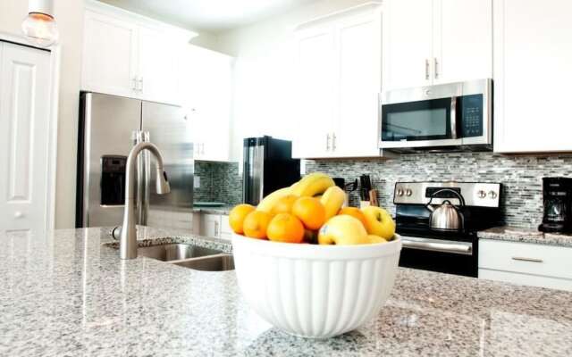 Villa Sweet - Storey Lake