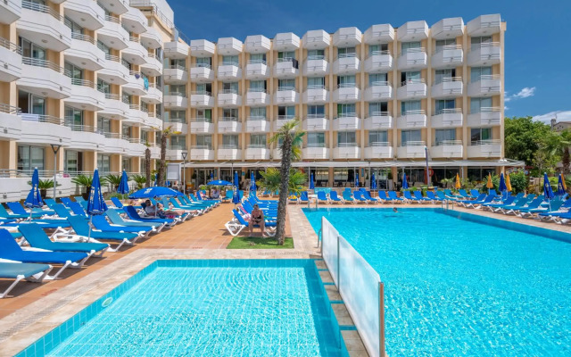 Hotel GHT Oasis Tossa & Spa