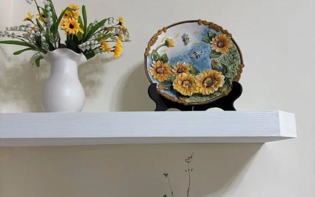 Zhiben Sunflower Bed And Breakfast