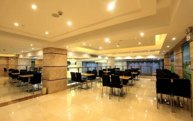 GreenTree Inn SanYa Jiyang Dist YaLongWan YingBin Ave Hotel