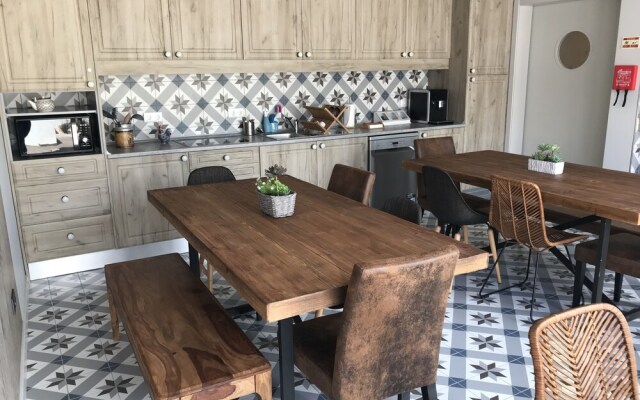 Royal Beach Hostel & Suites