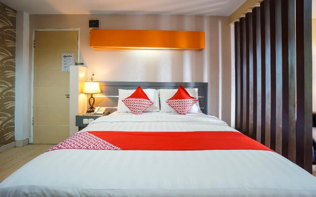 Oyo 955 Hotel Boulevard – Guest Rooms – Manado