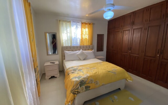 Inviting 3-bedroom Stay in Santo Domingo!