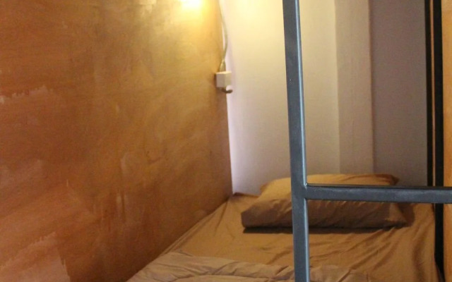 Follow Your Heart Hostel & Cafe