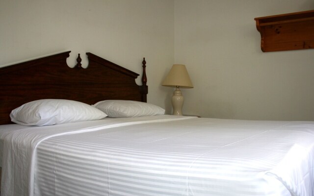 Chestnut Grove Resort