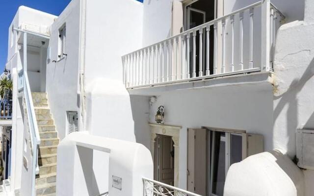 Sandy'S House