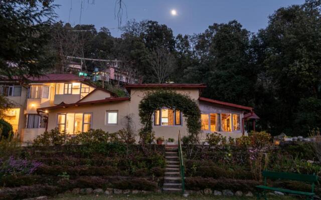 Lyn Eden - 3bhk villa near Company Garden by Roamhome