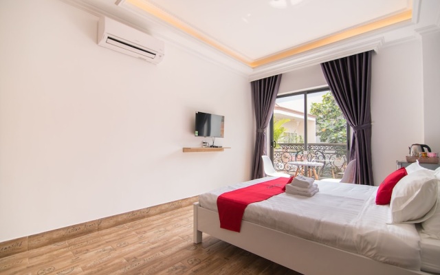 RedDoorz Plus near Tan Son Nhat Airport 3 – Guest Rooms – Ho Chi Minh City