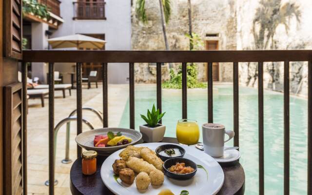 Ananda Hotel Boutique