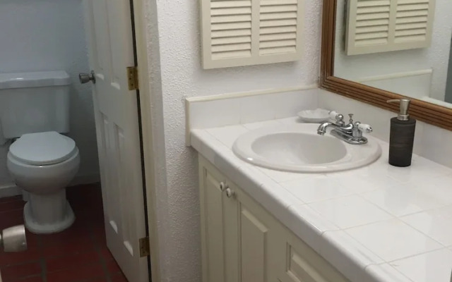 Isla Vista Condo