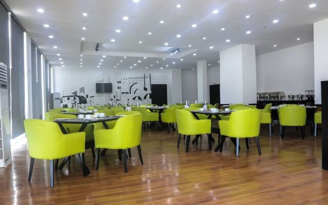 Bon Hotel Ikeja Residence