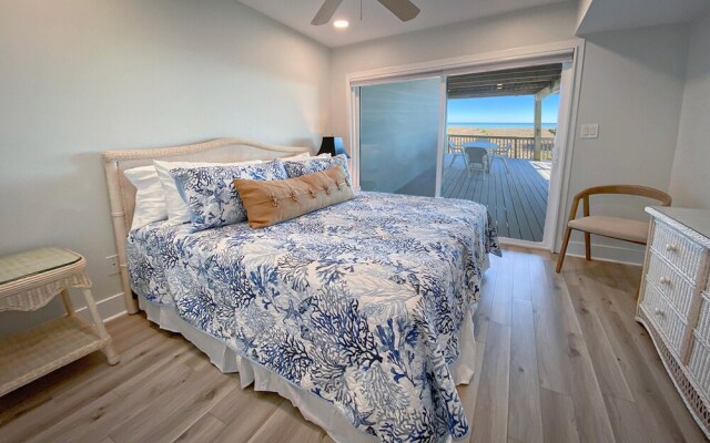 Aqua Vista by Sea Scape Properties