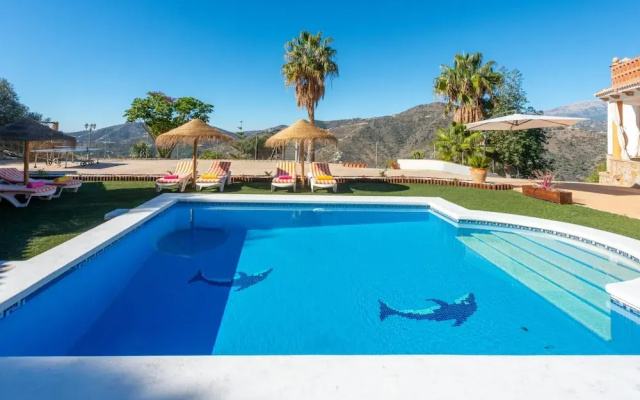 Villa La Coscoja by At Home Costa del Sol