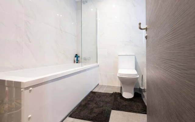 Cosy City Apartment - Your Home in Bradford!