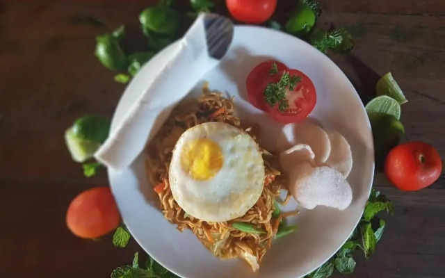 Sama - Sama Bungalow