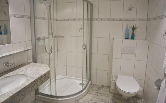 BRUNELLA Hotel & Restaurant Vandans - Montafon