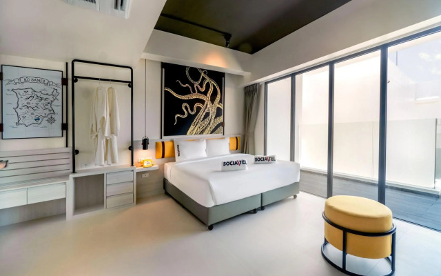 SocialTel Koh Samui