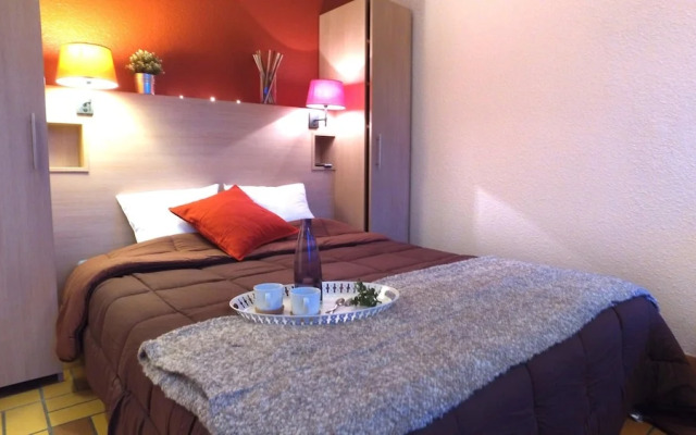 Apartment With Balcony or Terrace