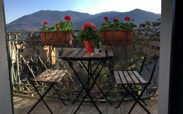 Shangrilla Hotel & Restaurant