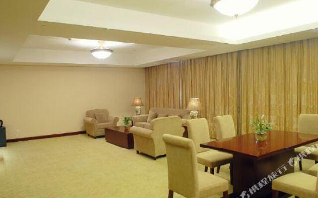 Chunlan Hotel