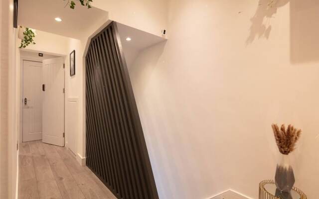 Cosy 1 Bed Duplex - Close to Metro - NW2