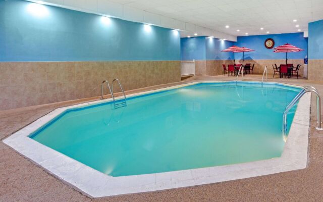 La Quinta Inn & Suites by Wyndham Salisbury