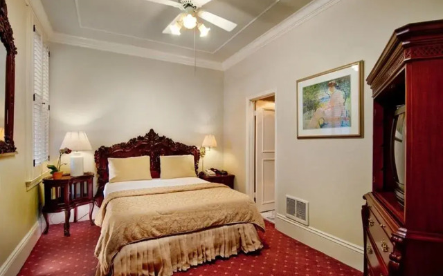 The Monterey Hotel