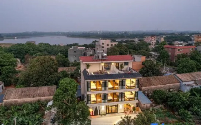 Weizhou Island Discovery French B&B