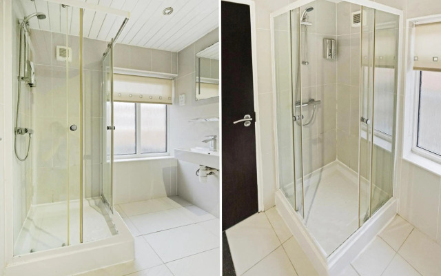 OYO The Baltimore Hotel